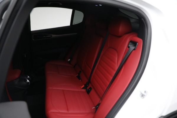 New 2024 Alfa Romeo Stelvio Veloce for sale Sold at Pagani of Greenwich in Greenwich CT 06830 27