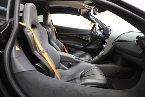 Used 2019 McLaren 720S for sale $209,900 at Pagani of Greenwich in Greenwich CT 06830 15