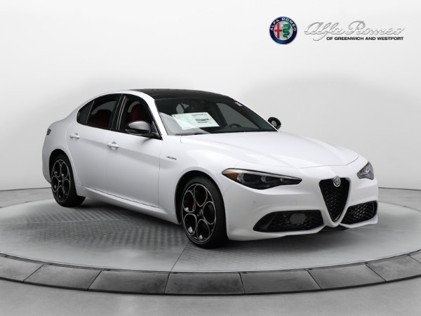 New 2024 Alfa Romeo Giulia Veloce for sale $55,985 at Pagani of Greenwich in Greenwich CT 06830 18