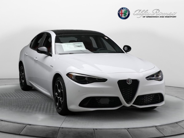 New 2024 Alfa Romeo Giulia Veloce for sale $55,985 at Pagani of Greenwich in Greenwich CT 06830 19