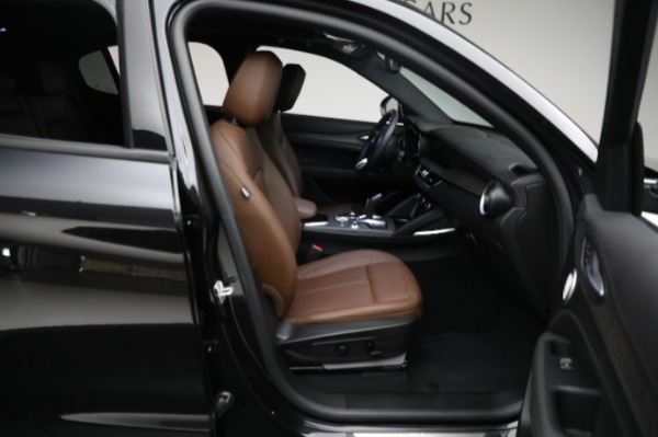 Used 2022 Alfa Romeo Stelvio Ti for sale Sold at Pagani of Greenwich in Greenwich CT 06830 23