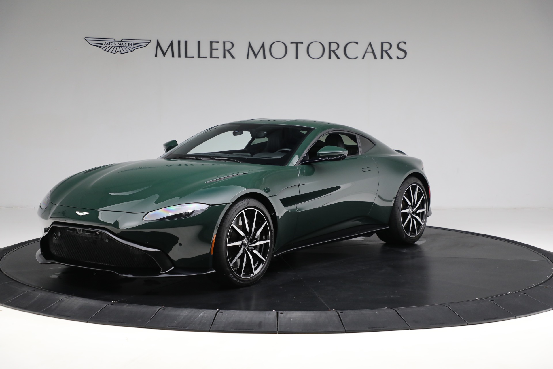 Used 2020 Aston Martin Vantage for sale $112,900 at Pagani of Greenwich in Greenwich CT 06830 1