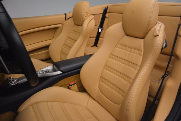 Used 2010 Ferrari California for sale Sold at Pagani of Greenwich in Greenwich CT 06830 27