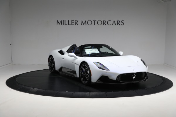 Used 2023 Maserati MC20 Cielo for sale Call for price at Pagani of Greenwich in Greenwich CT 06830 17