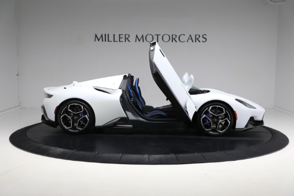 Used 2023 Maserati MC20 Cielo for sale Call for price at Pagani of Greenwich in Greenwich CT 06830 23