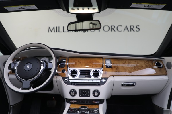 Used 2017 Rolls-Royce Dawn for sale Sold at Pagani of Greenwich in Greenwich CT 06830 4
