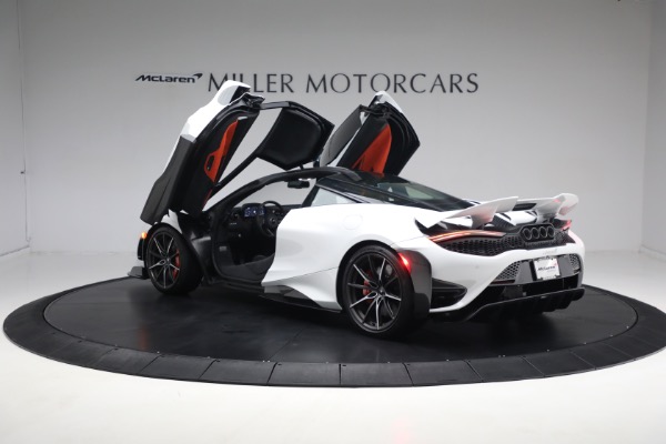 Used 2021 McLaren 765LT for sale $469,900 at Pagani of Greenwich in Greenwich CT 06830 14