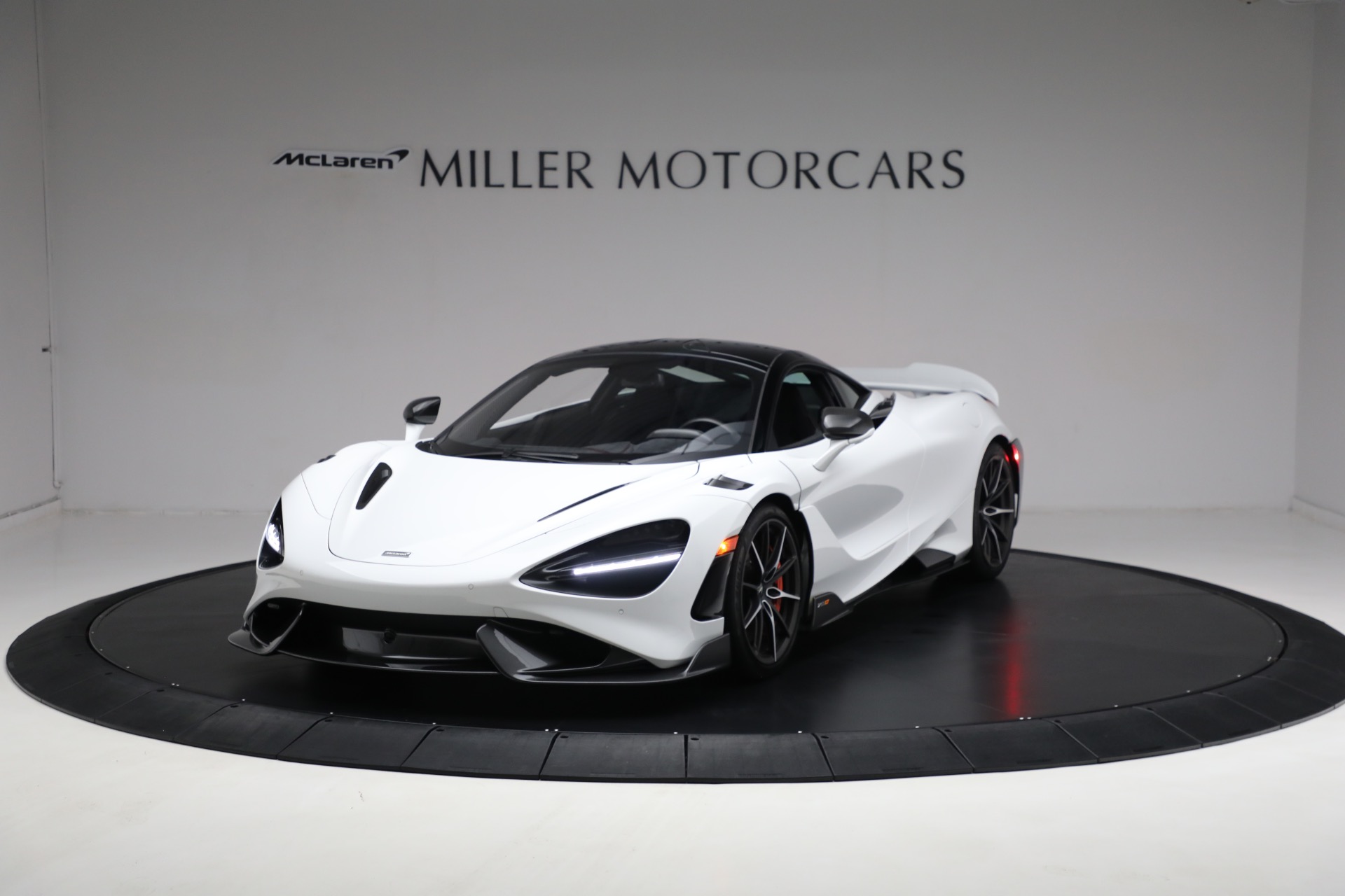 Used 2021 McLaren 765LT for sale Sold at Pagani of Greenwich in Greenwich CT 06830 1