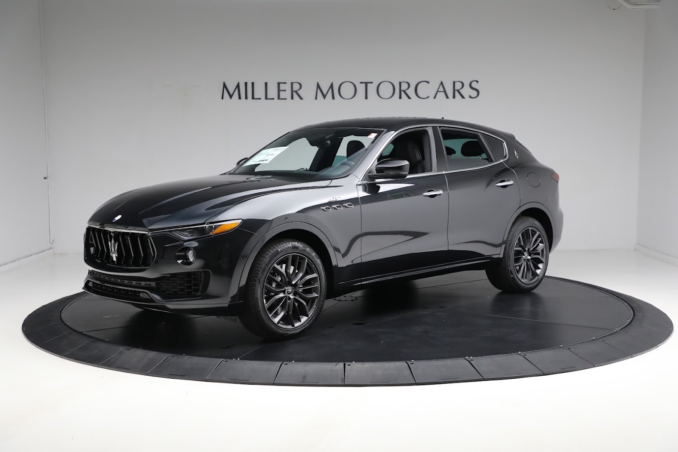 New 2024 Maserati Levante GT Ultima for sale $103,495 at Pagani of Greenwich in Greenwich CT 06830 1