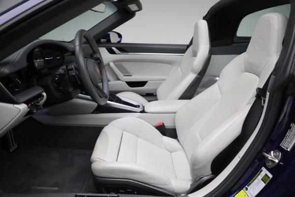 Used 2021 Porsche 911 Targa 4S for sale Sold at Pagani of Greenwich in Greenwich CT 06830 20