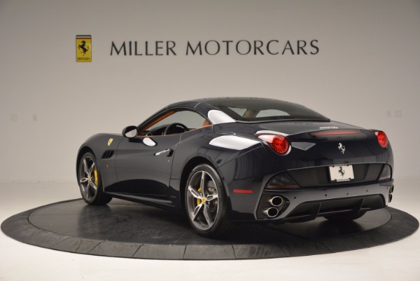 Used 2013 Ferrari California 30 for sale Sold at Pagani of Greenwich in Greenwich CT 06830 17