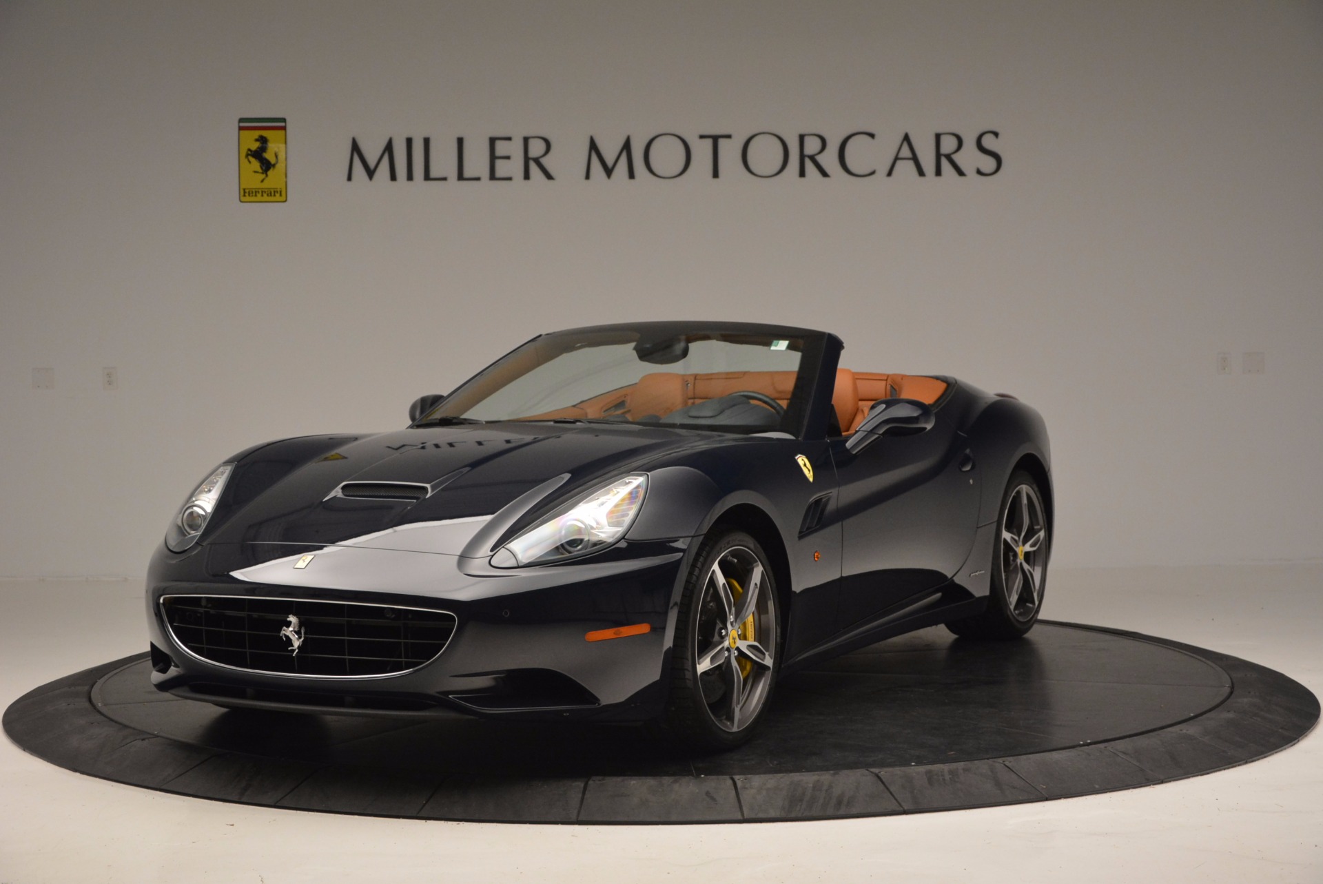 Used 2013 Ferrari California 30 for sale Sold at Pagani of Greenwich in Greenwich CT 06830 1