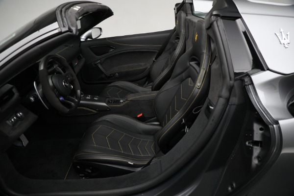 New 2023 Maserati MC20 Cielo for sale Sold at Pagani of Greenwich in Greenwich CT 06830 27