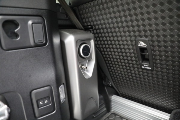 Used 2023 Land Rover Defender 90 X-Dynamic SE for sale Sold at Pagani of Greenwich in Greenwich CT 06830 19