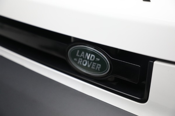 Used 2023 Land Rover Defender 90 X-Dynamic SE for sale $71,900 at Pagani of Greenwich in Greenwich CT 06830 28