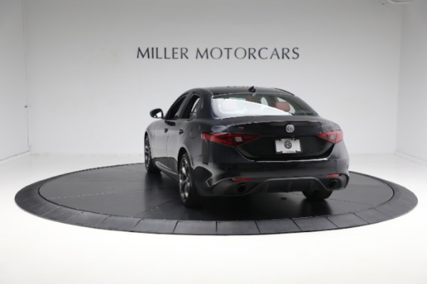 Used 2021 Alfa Romeo Giulia Ti Sport for sale Sold at Pagani of Greenwich in Greenwich CT 06830 9