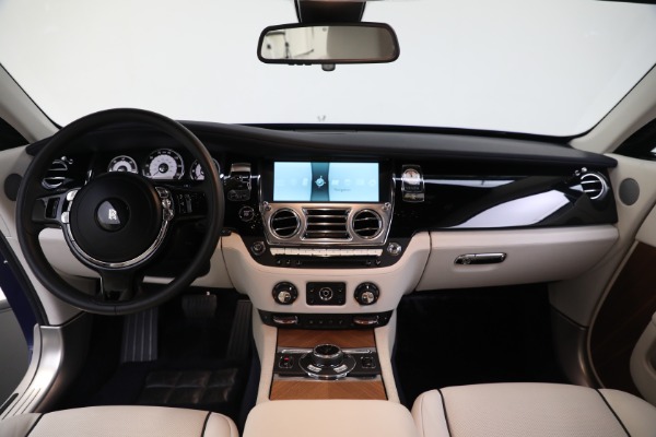Used 2014 Rolls-Royce Wraith for sale Sold at Pagani of Greenwich in Greenwich CT 06830 4