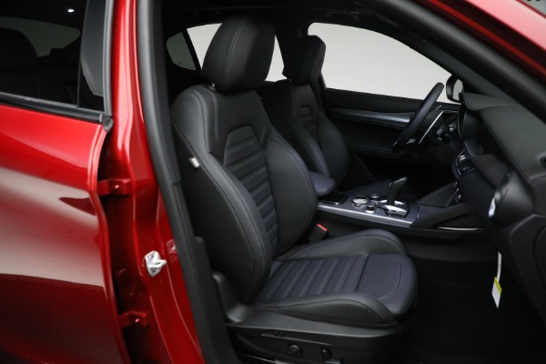 New 2024 Alfa Romeo Stelvio Veloce for sale Sold at Pagani of Greenwich in Greenwich CT 06830 24