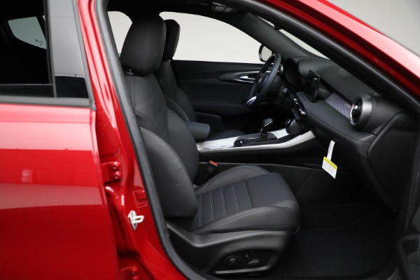New 2024 Alfa Romeo Tonale Ti for sale Sold at Pagani of Greenwich in Greenwich CT 06830 23