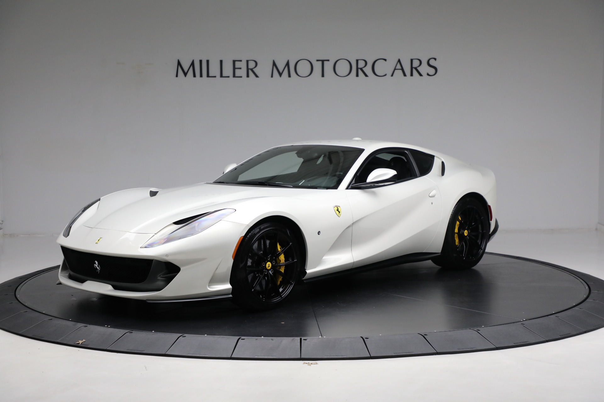 Used 2019 Ferrari 812 Superfast for sale $399,900 at Pagani of Greenwich in Greenwich CT 06830 1