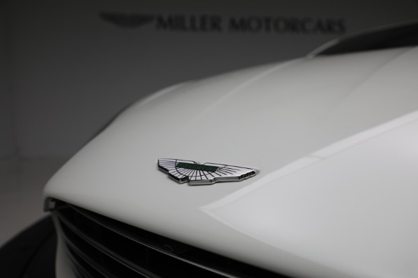 Used 2018 Aston Martin DB11 V8 for sale Call for price at Pagani of Greenwich in Greenwich CT 06830 21