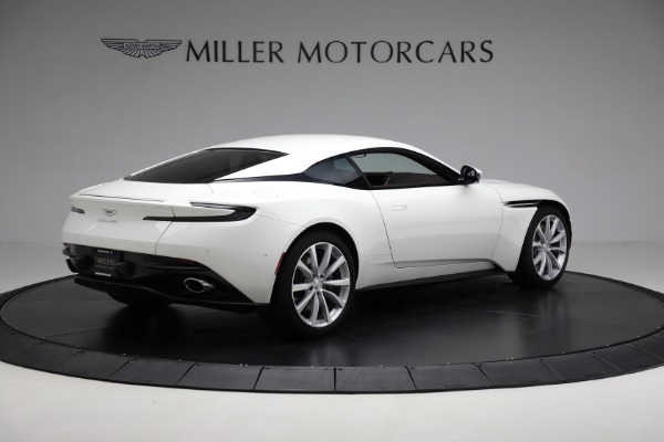 Used 2018 Aston Martin DB11 V8 for sale $105,900 at Pagani of Greenwich in Greenwich CT 06830 5