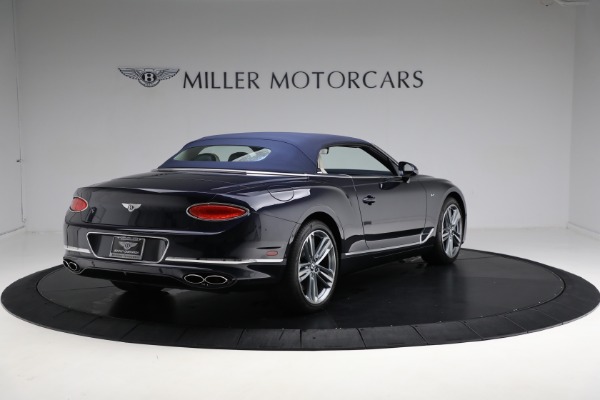 Used 2022 Bentley Continental GTC V8 for sale $239,900 at Pagani of Greenwich in Greenwich CT 06830 19
