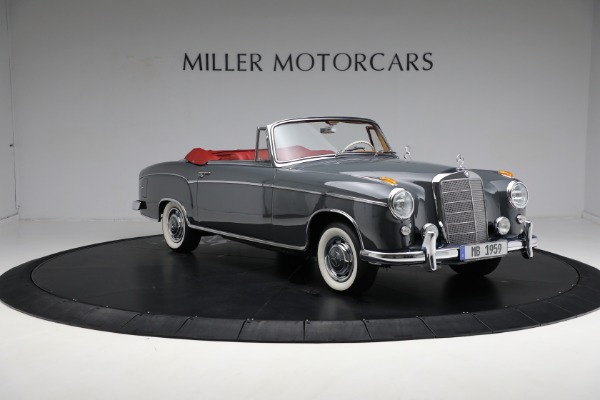 Used 1959 Mercedes Benz 220 S Ponton Cabriolet for sale $229,900 at Pagani of Greenwich in Greenwich CT 06830 11