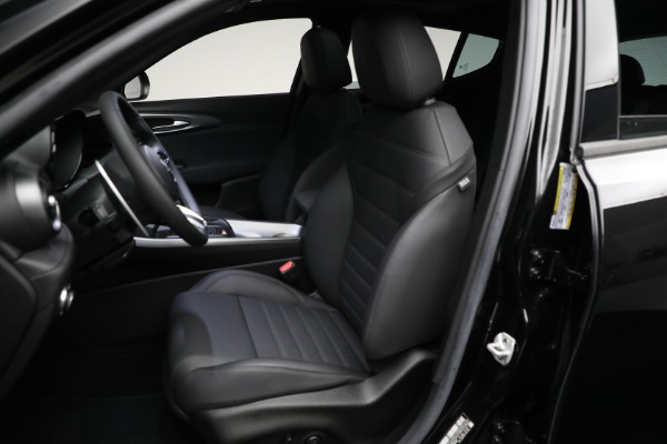 New 2024 Alfa Romeo Tonale Ti for sale Sold at Pagani of Greenwich in Greenwich CT 06830 28