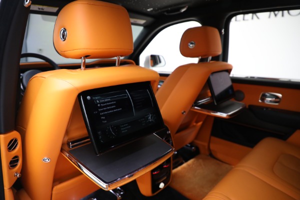 Used 2022 Rolls-Royce Cullinan for sale Sold at Pagani of Greenwich in Greenwich CT 06830 20