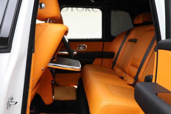 Used 2022 Rolls-Royce Cullinan for sale Sold at Pagani of Greenwich in Greenwich CT 06830 21