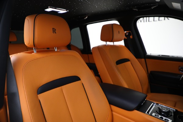 Used 2022 Rolls-Royce Cullinan for sale Sold at Pagani of Greenwich in Greenwich CT 06830 26
