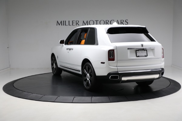 Used 2022 Rolls-Royce Cullinan for sale $345,900 at Pagani of Greenwich in Greenwich CT 06830 8