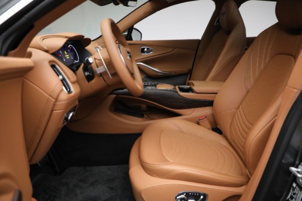 Used 2024 Aston Martin DBX for sale $131,900 at Pagani of Greenwich in Greenwich CT 06830 14