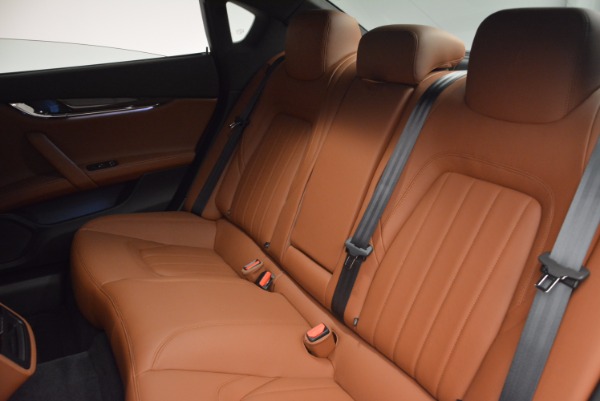 New 2017 Maserati Quattroporte S Q4 GranLusso for sale Sold at Pagani of Greenwich in Greenwich CT 06830 18