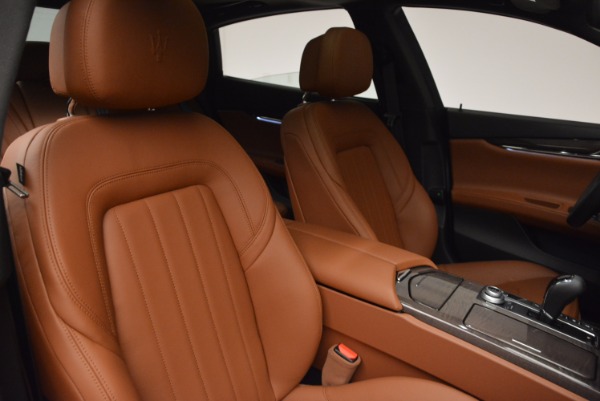 New 2017 Maserati Quattroporte S Q4 GranLusso for sale Sold at Pagani of Greenwich in Greenwich CT 06830 19