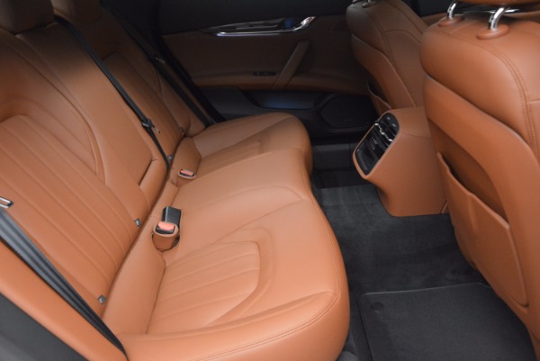 New 2017 Maserati Quattroporte S Q4 GranLusso for sale Sold at Pagani of Greenwich in Greenwich CT 06830 24