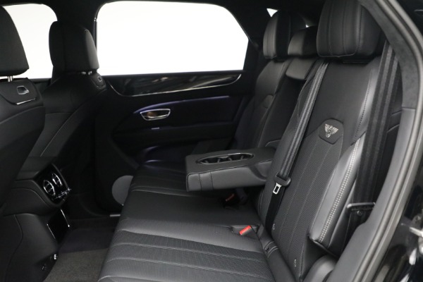 New 2024 Bentley Bentayga Hybrid for sale Sold at Pagani of Greenwich in Greenwich CT 06830 24