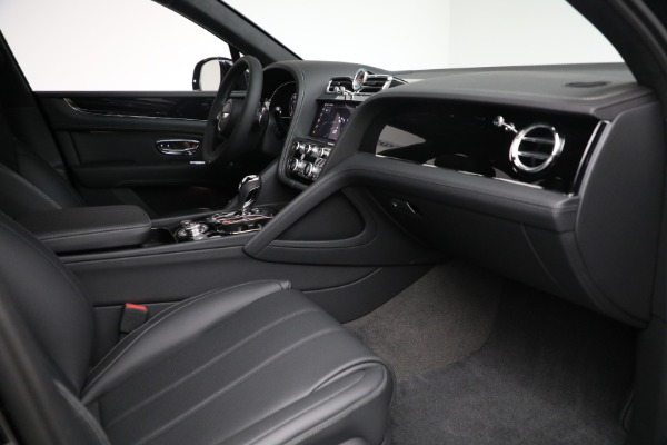 New 2024 Bentley Bentayga Hybrid for sale Sold at Pagani of Greenwich in Greenwich CT 06830 27