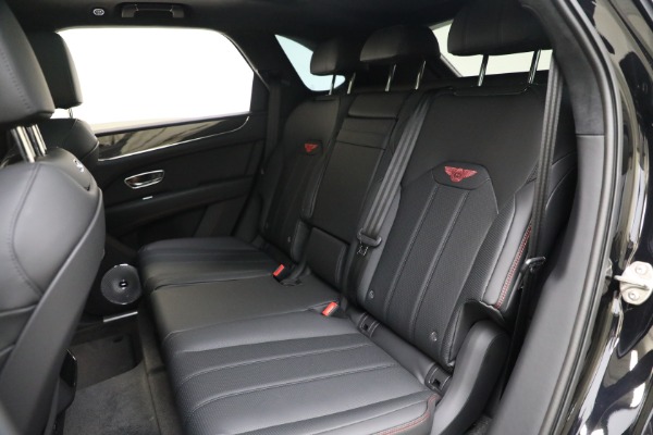 New 2024 Bentley Bentayga V8 for sale Sold at Pagani of Greenwich in Greenwich CT 06830 25