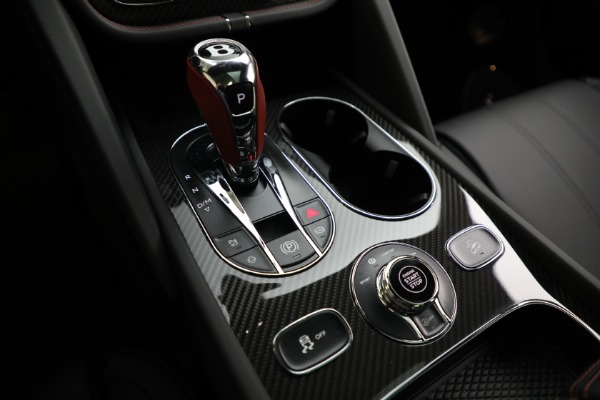 Used 2024 Bentley Bentayga V8 for sale Sold at Pagani of Greenwich in Greenwich CT 06830 28