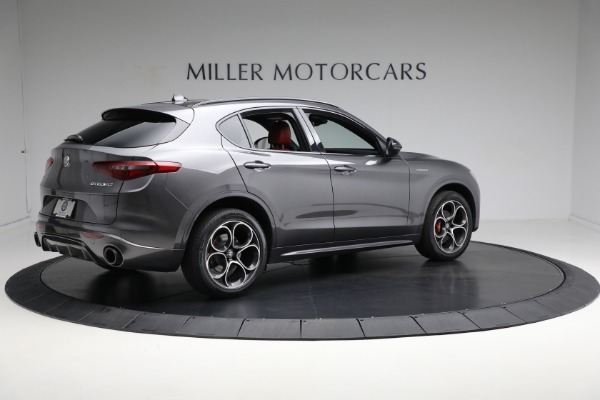 Used 2022 Alfa Romeo Stelvio Veloce for sale $31,900 at Pagani of Greenwich in Greenwich CT 06830 16