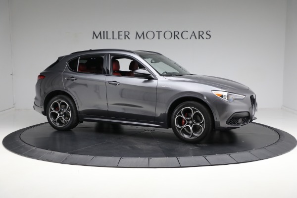 Used 2022 Alfa Romeo Stelvio Veloce for sale $31,900 at Pagani of Greenwich in Greenwich CT 06830 22