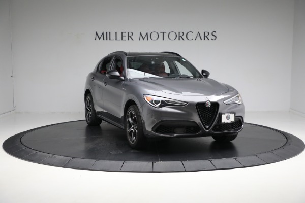 Used 2022 Alfa Romeo Stelvio Veloce for sale $31,900 at Pagani of Greenwich in Greenwich CT 06830 25