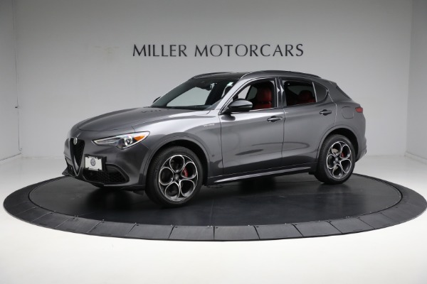 Used 2022 Alfa Romeo Stelvio Veloce for sale $31,900 at Pagani of Greenwich in Greenwich CT 06830 3