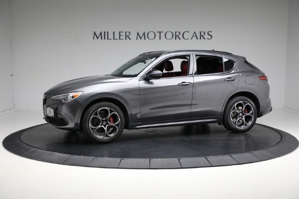 Used 2022 Alfa Romeo Stelvio Veloce for sale $31,900 at Pagani of Greenwich in Greenwich CT 06830 4