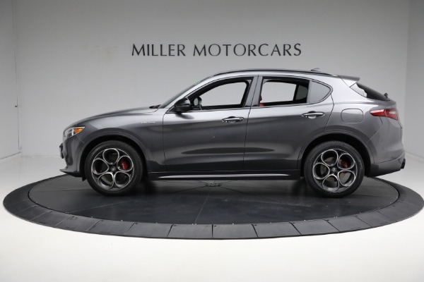 Used 2022 Alfa Romeo Stelvio Veloce for sale $31,900 at Pagani of Greenwich in Greenwich CT 06830 6