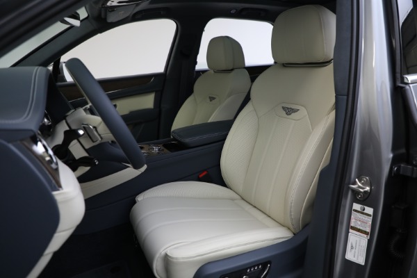 New 2024 Bentley Bentayga V8 for sale Sold at Pagani of Greenwich in Greenwich CT 06830 19