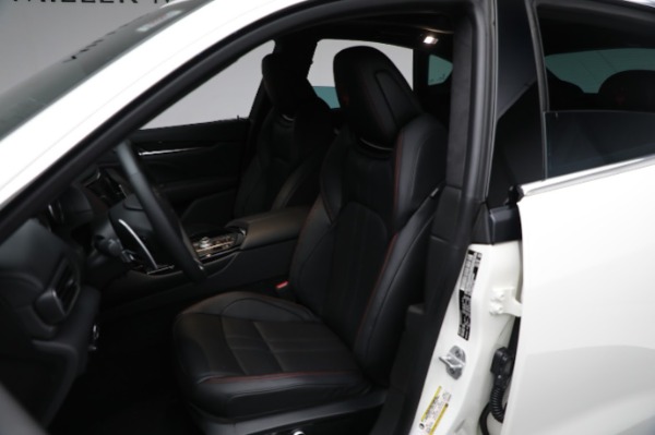 New 2024 Maserati Levante GT Ultima for sale Sold at Pagani of Greenwich in Greenwich CT 06830 27