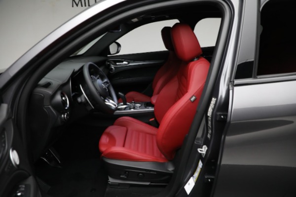 New 2024 Alfa Romeo Stelvio Veloce for sale Sold at Pagani of Greenwich in Greenwich CT 06830 27